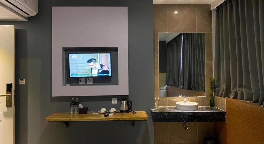 Mutiara Kota Tua Hotel 2*